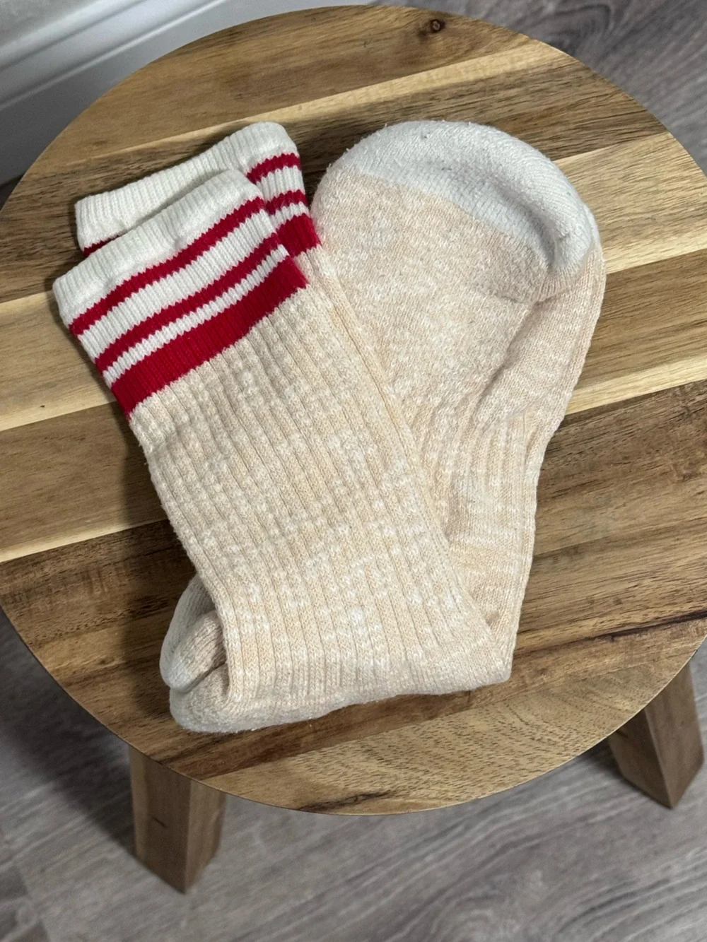 OSFM Ivy Ellis The Torrisdale Crew Socks Vintage Sport Ribbed Cotton Red & Cream